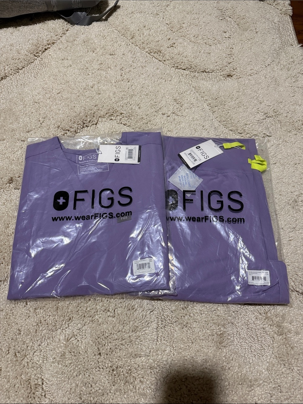 FIGS Catarina Top & Isabel Wide Leg Pant Purple Haze